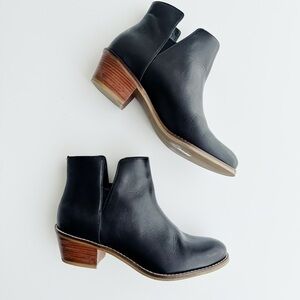 Cole Haan Abbot Leather Ankle Booties 6.5